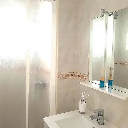 No Future Bookings Please Appartement *